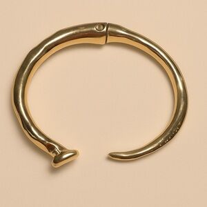 UNO DE 50 Gold Clavo Nail bracelet